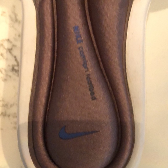 Nike Slides - Picture 6 of 7